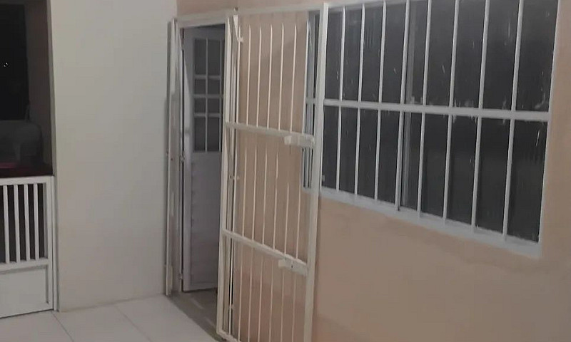 Casa Em Garapu....