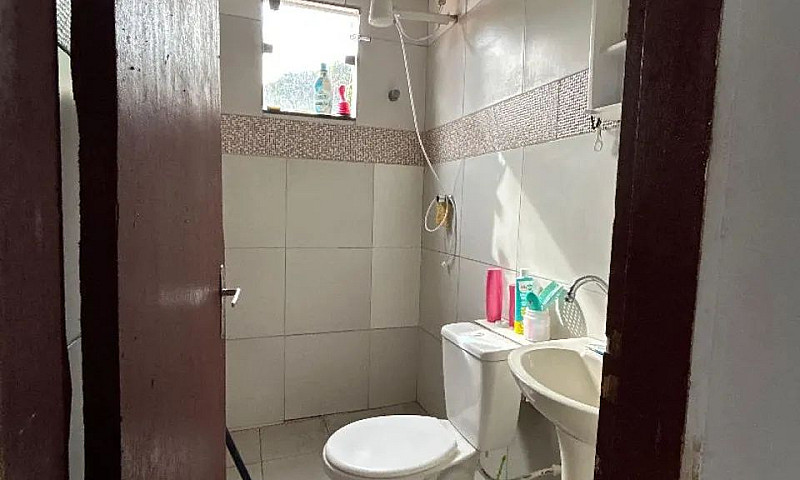 Casa Com Excelente L...