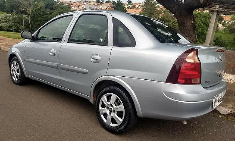 Gm - Chevrolet Corsa...