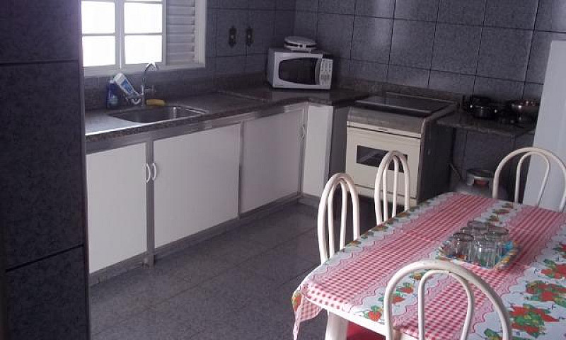 Quartos E Suites Pen...