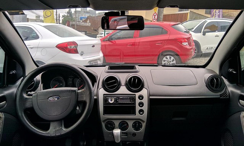 Ford Fiesta 1.6 2013...