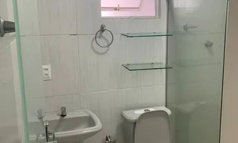 Casa No Bairro: Adal...