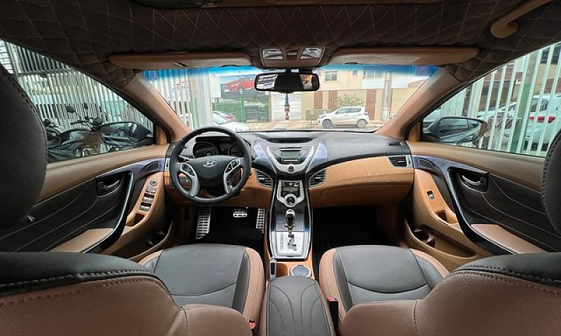 Elantra Gls 1.8 2012...