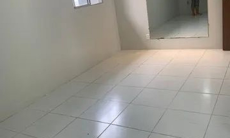 Casa No Bairro: Adal...