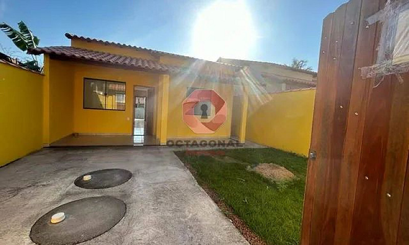 Casa Com 2 Dormitóri...
