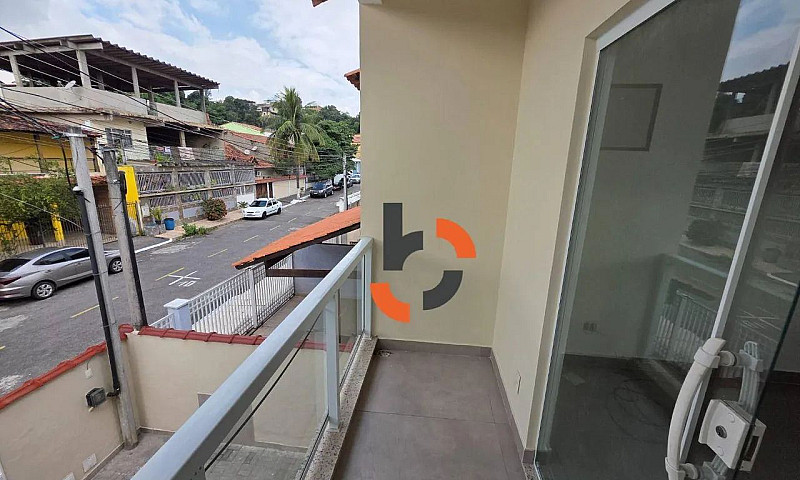 Casa Com 2 Dormitóri...