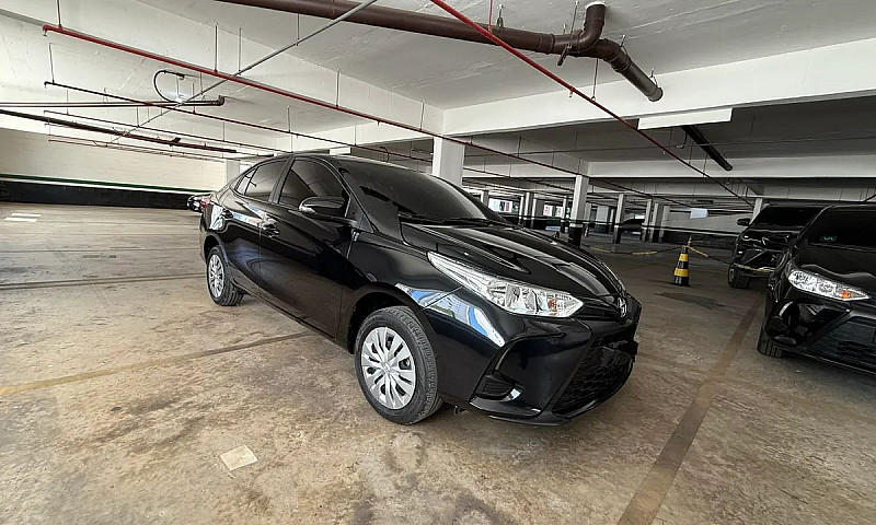 Toyota Yaris Xl Seda...