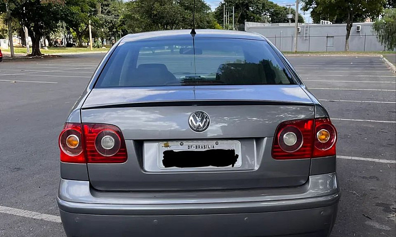 Volkswagen Polo Seda...