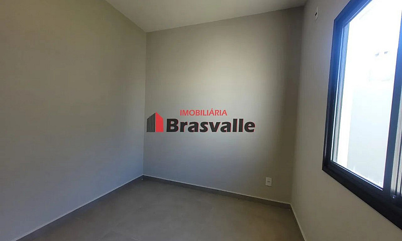 Casa A Venda No Bair...