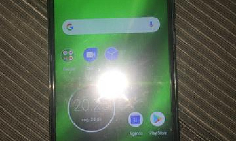 Vendo Moto G6 Plus 6...