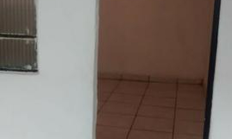 Barracão 2 Cômodos G...