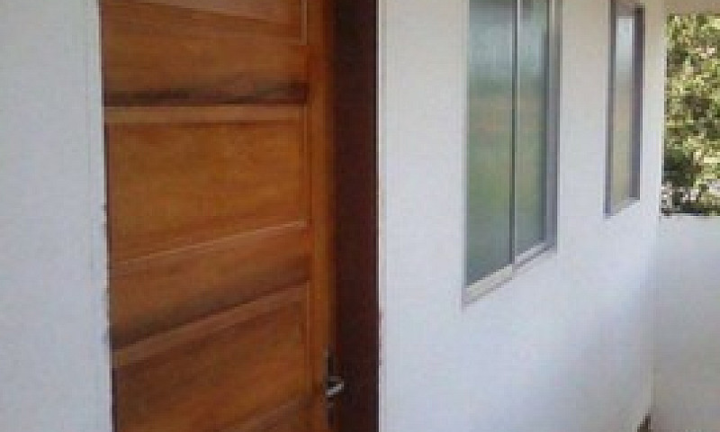 Casa Para Venda 2 Qu...