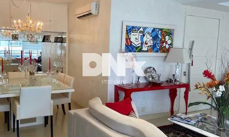 Apartamento-À Venda-...