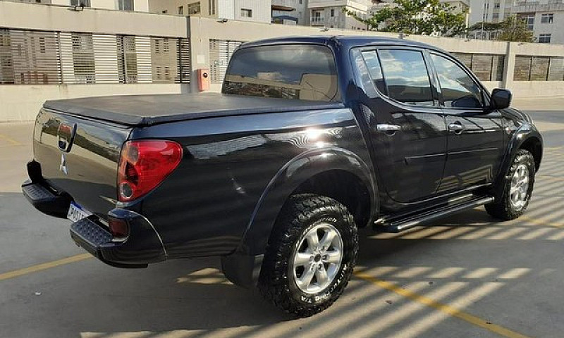 Mitsubishi L200 Trit...