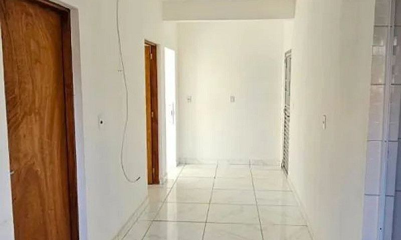 Aluga-Se Apartamento...