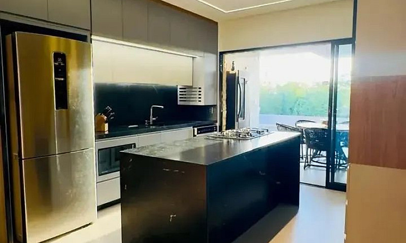 Casa Plana De Luxo N...