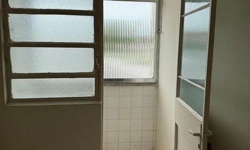 Apartamento De Um Qu...