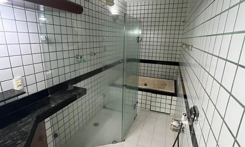 Casa Com 4 Dormitóri...