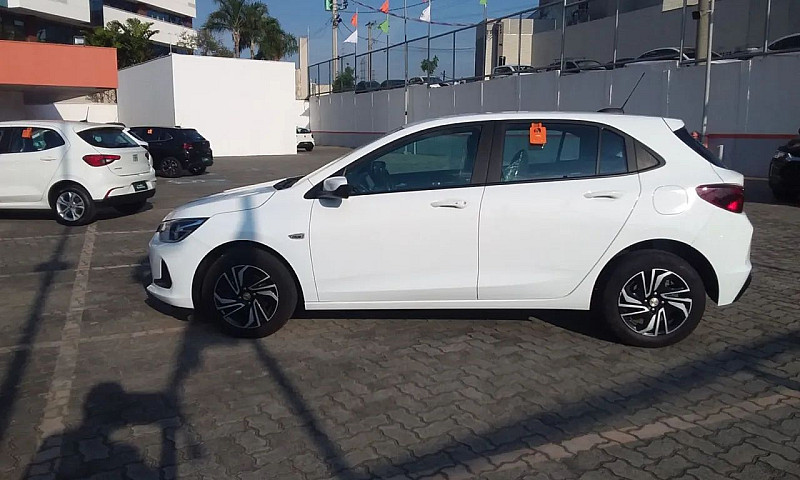 Chevrolet Onix Hatch...