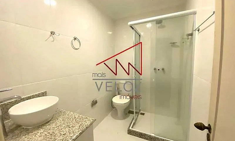 Apartamento-À Venda-...