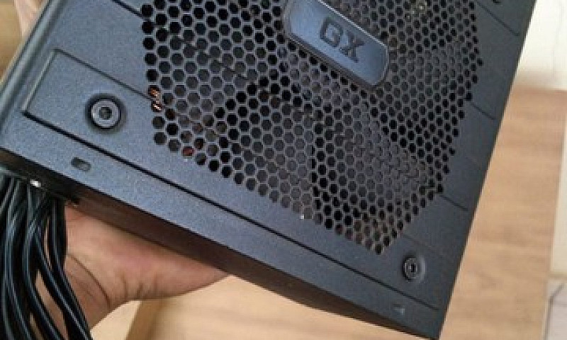 Fonte Cooler Master ...