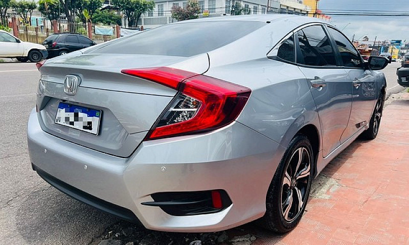Honda Civic Sport 2....