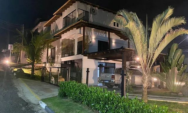 Casa De Condomínio S...