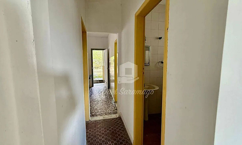 Casa Com 3 Dormitóri...