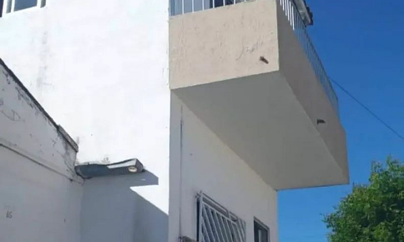 Alugo Casa Duplex Na...