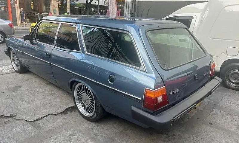Caravan Comodoro 4.1...