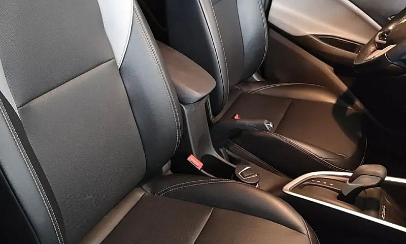 Chevrolet Onix Sedan...