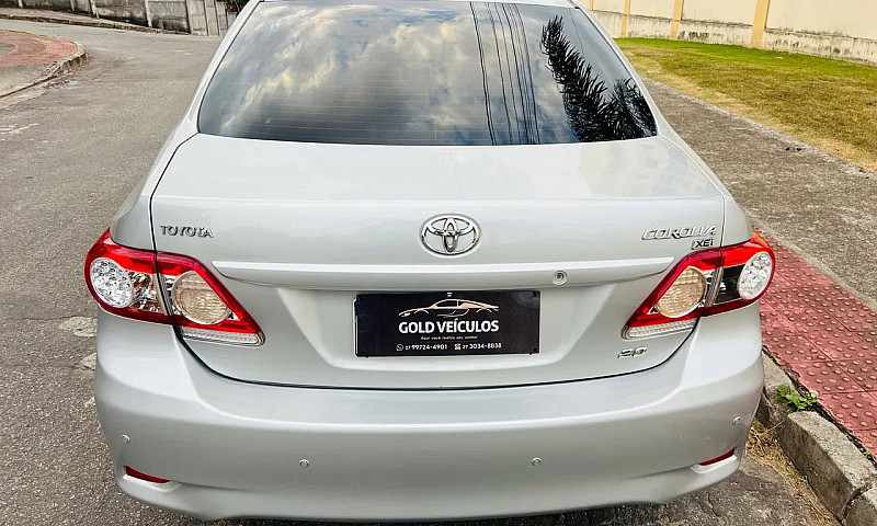 Toyota Corolla Xei 2...