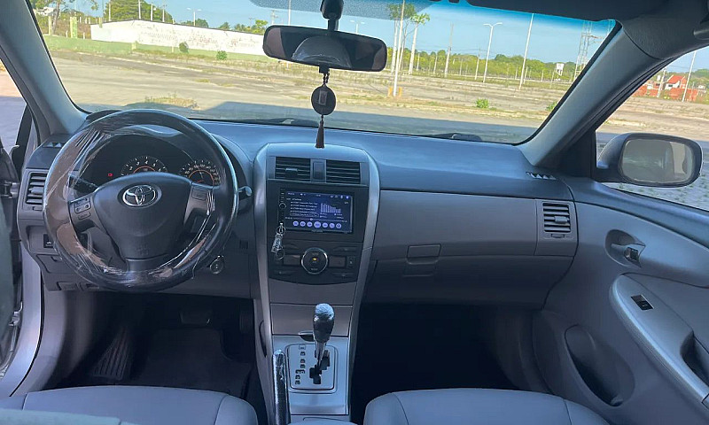Toyota Corolla Xei 1...