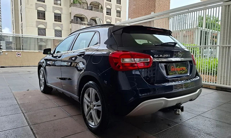 Mercedes-Benz Gla 20...