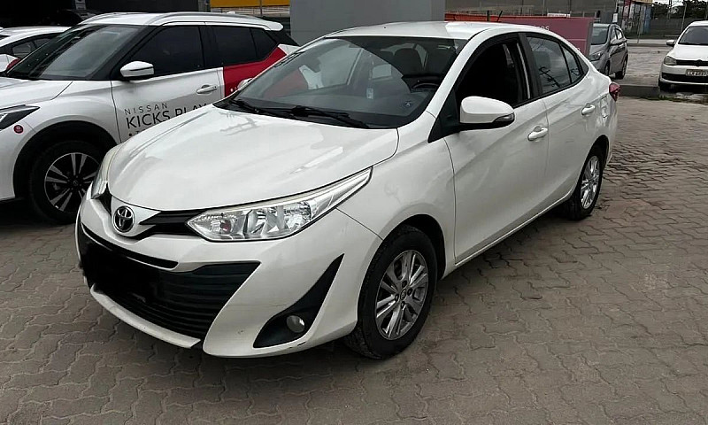 Toyota Yaris Xl Seda...