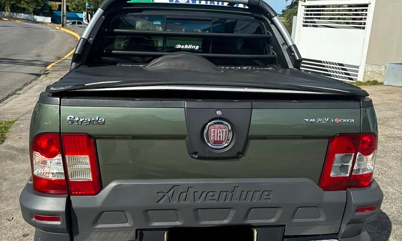 Fiat Strada Adventur...