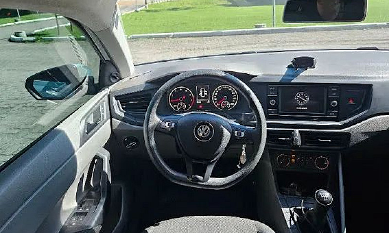 Volkswagen Polo 1.6 ...