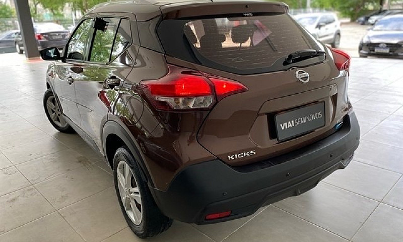 Nissan Kicks 1.6S Au...