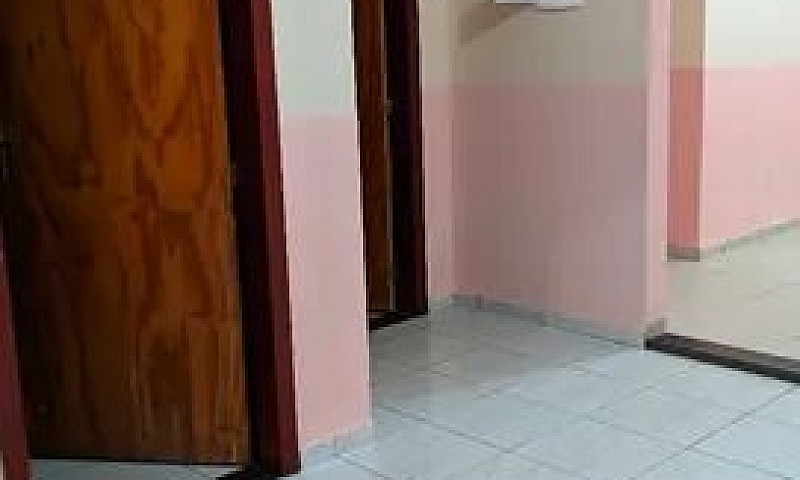 Aluga-Se Casa Com 3 ...