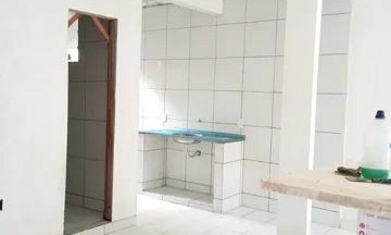 Aluga-Se Apartamento...