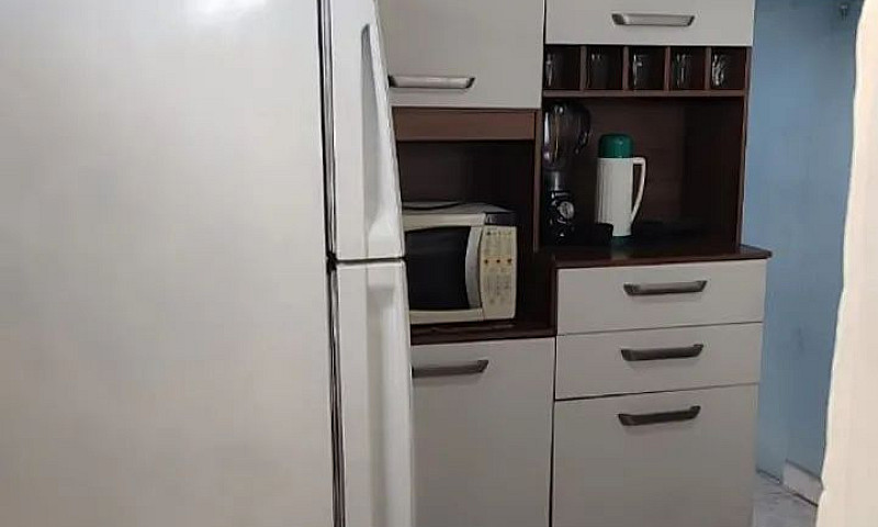 Kitnet Mobiliada ...