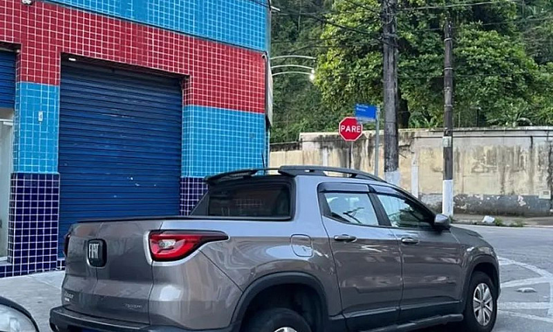 Fiat Toro Freedom 1....