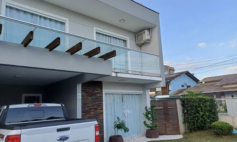Lindo Sobrado Gemina...