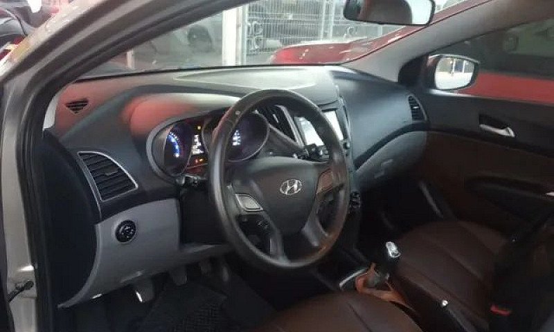 Hyundai Hb20S C.plus...