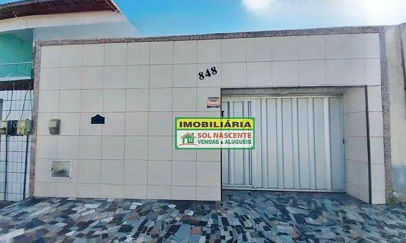 Casa Com 3 Dormitóri...