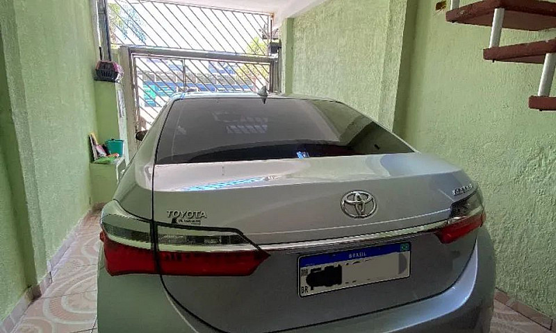 Toyota Corolla Xei 2...