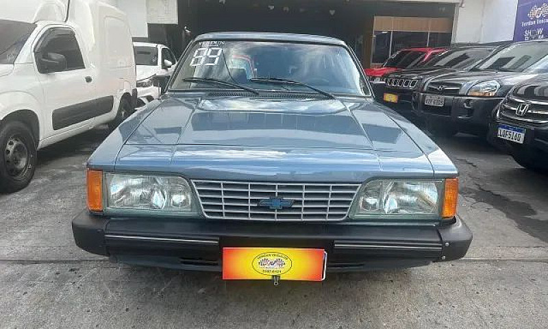 Caravan Comodoro 4.1...
