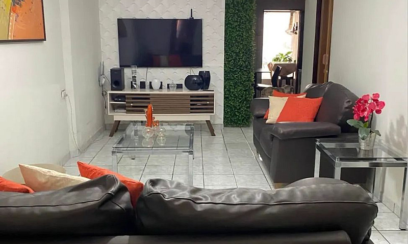 G| Ótima Casa À Vend...