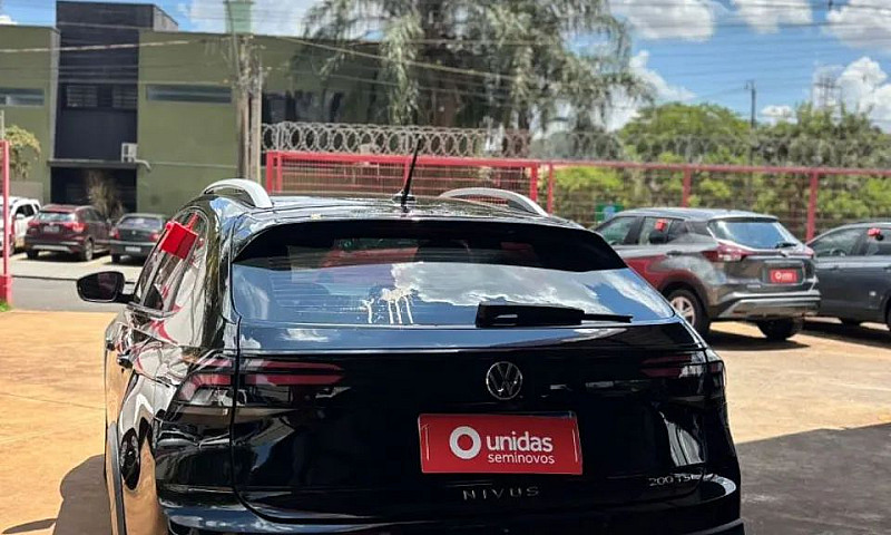 Volkswagen Nivus Hig...