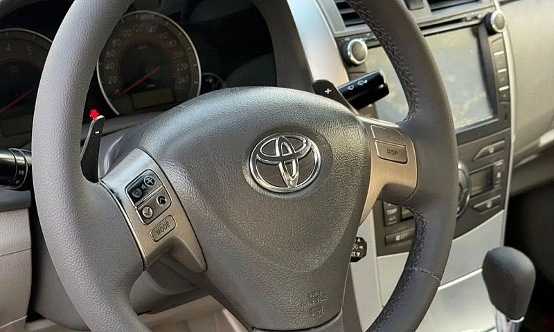 Toyota Corolla Xei 1...